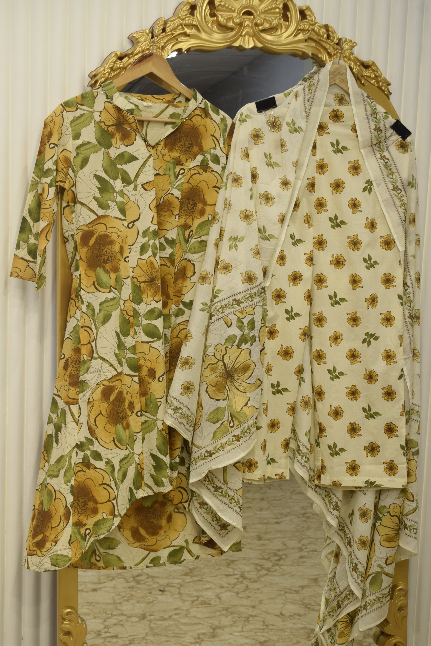 Pure Cotton V-Neck A-Line Suit Set in Camouflage Prints