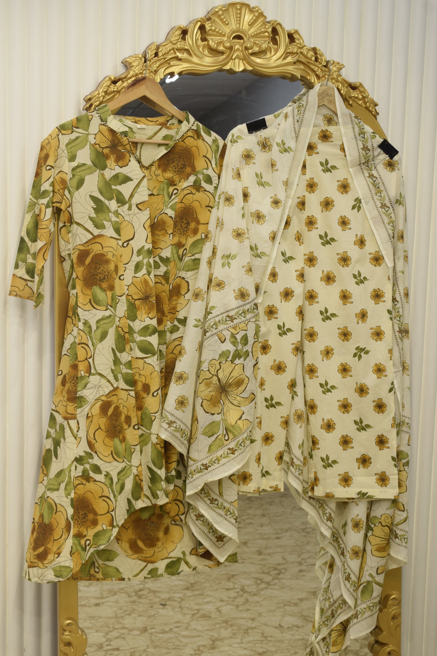 Pure Cotton V-Neck A-Line Suit Set in Camouflage Prints