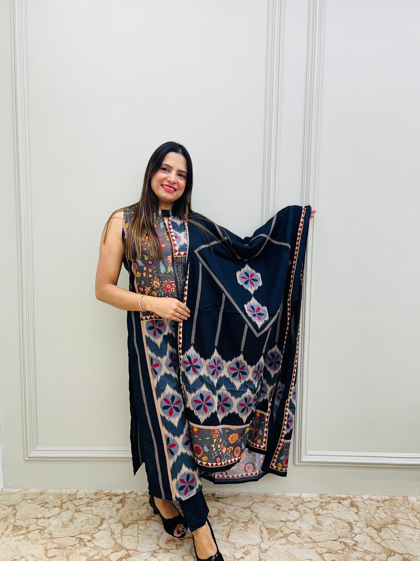 Sleeveless special Pure cotton 3 Pc set Bhagdu Print