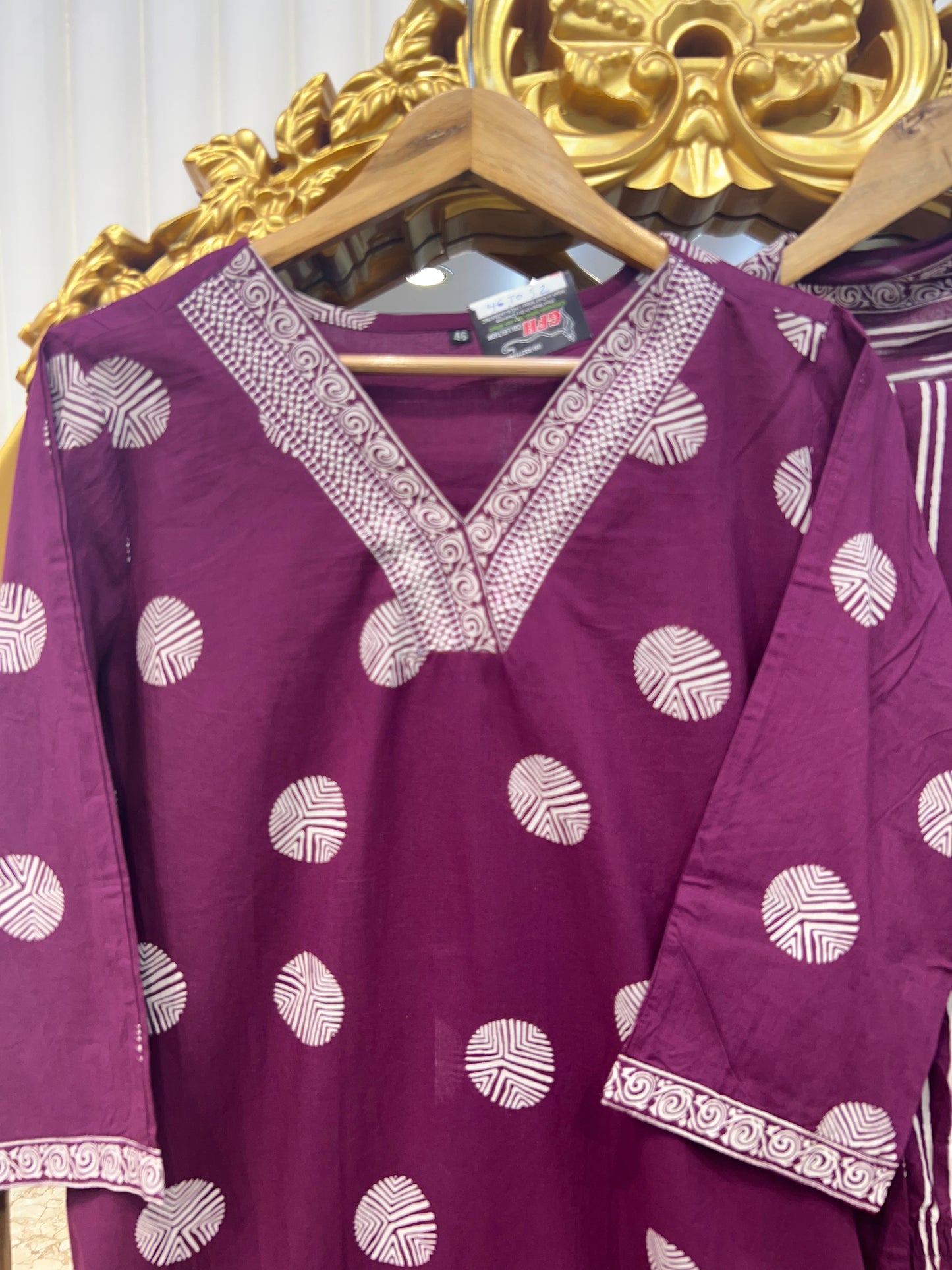 Premium Jaipuri Cotton V-Neck Printed Straight Set ā Dark Mocha Black & Royal plum