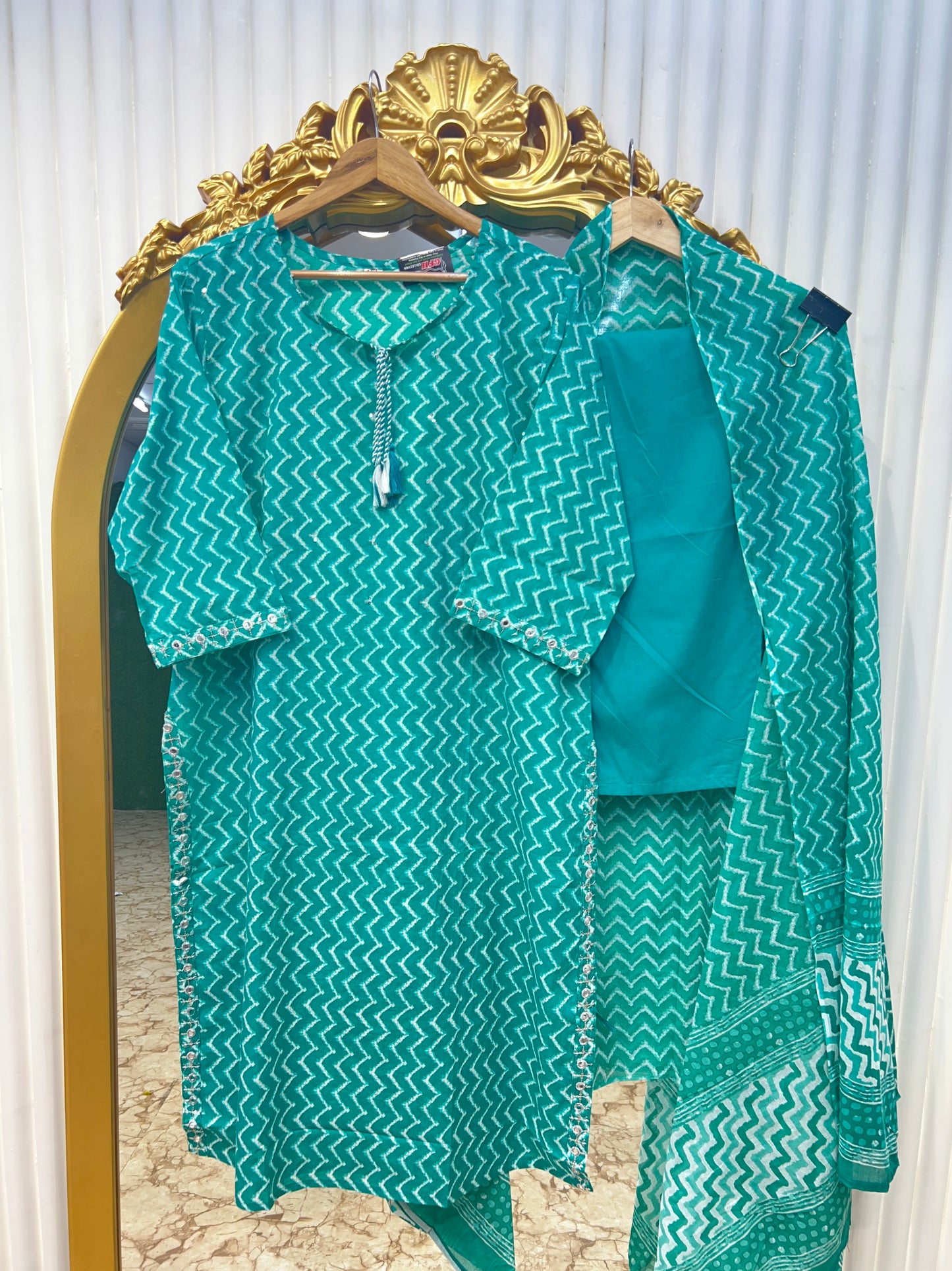 Premium Jaipuri Cotton Printed Straight Set ā Available in 4 Vibrant Colours
