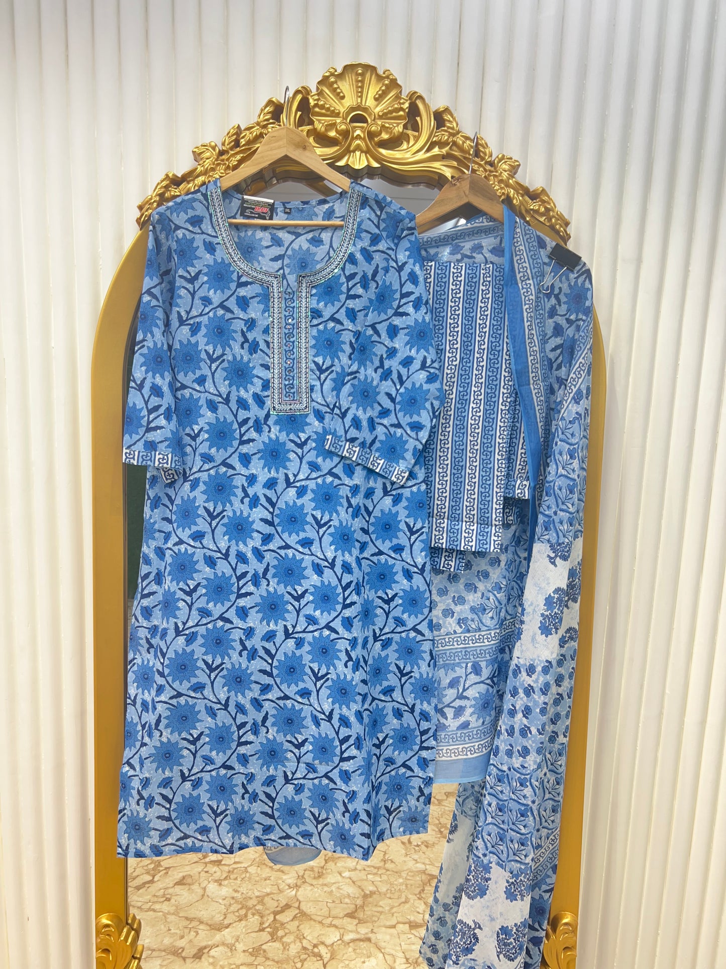 Premium Jaipuri Cotton Printed Straight Set ā imperial Blue
