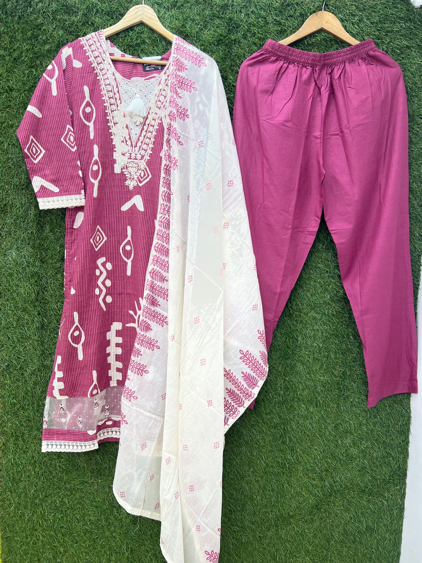 Designer Pure Mull Cotton 3 Pc Suit With Schiffli Work- Onion Pink colour