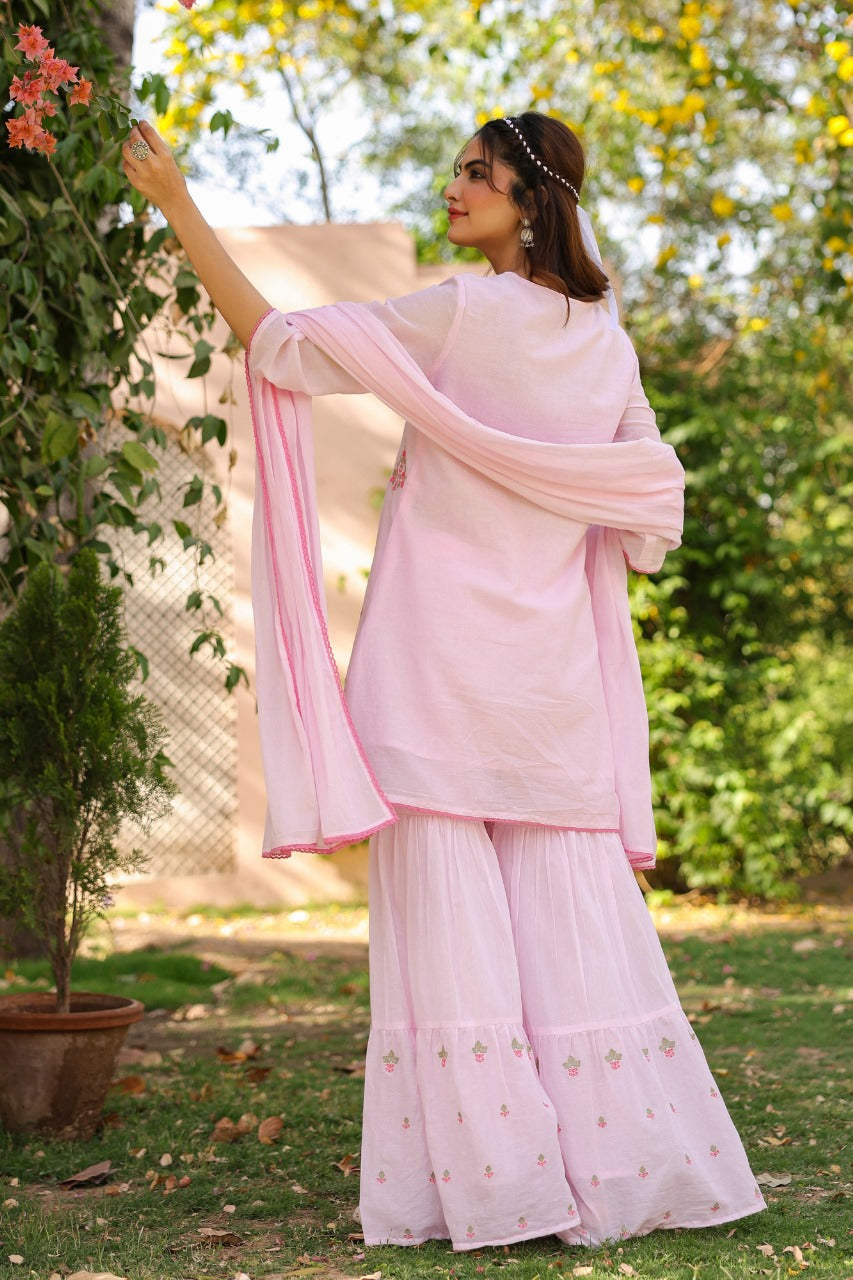 Pure Mull With Full Lining With Embroidery Work Pink Color With Sarara