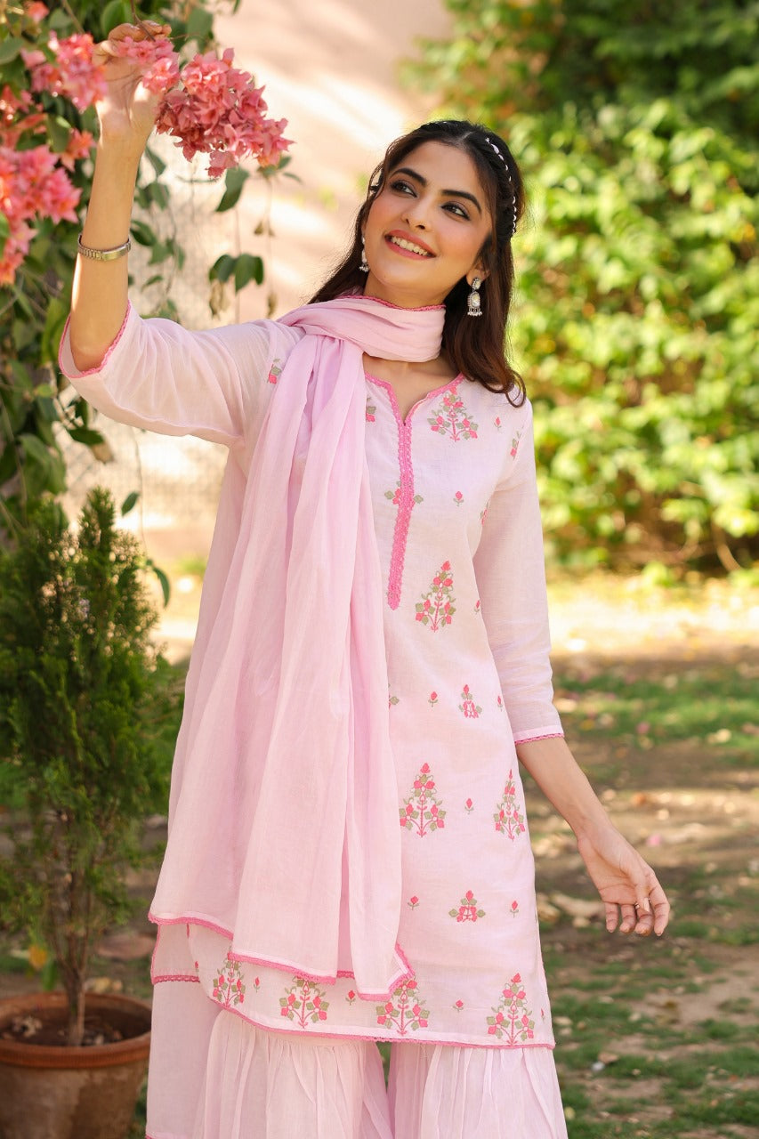 Pure Mull With Full Lining With Embroidery Work Pink Color With Sarara