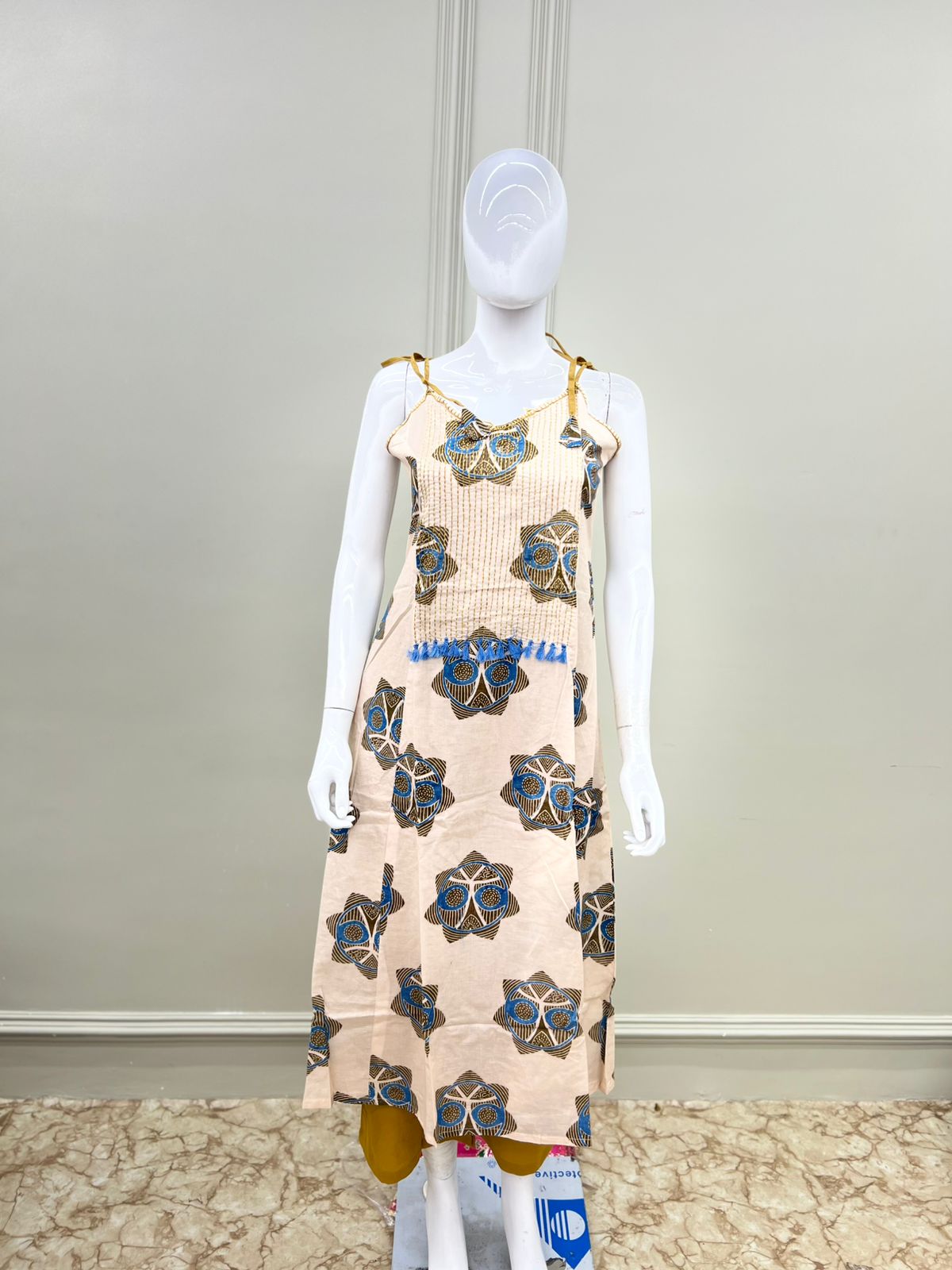 Pure Mull Cotton Thread Detailing Floral print 2pc Set