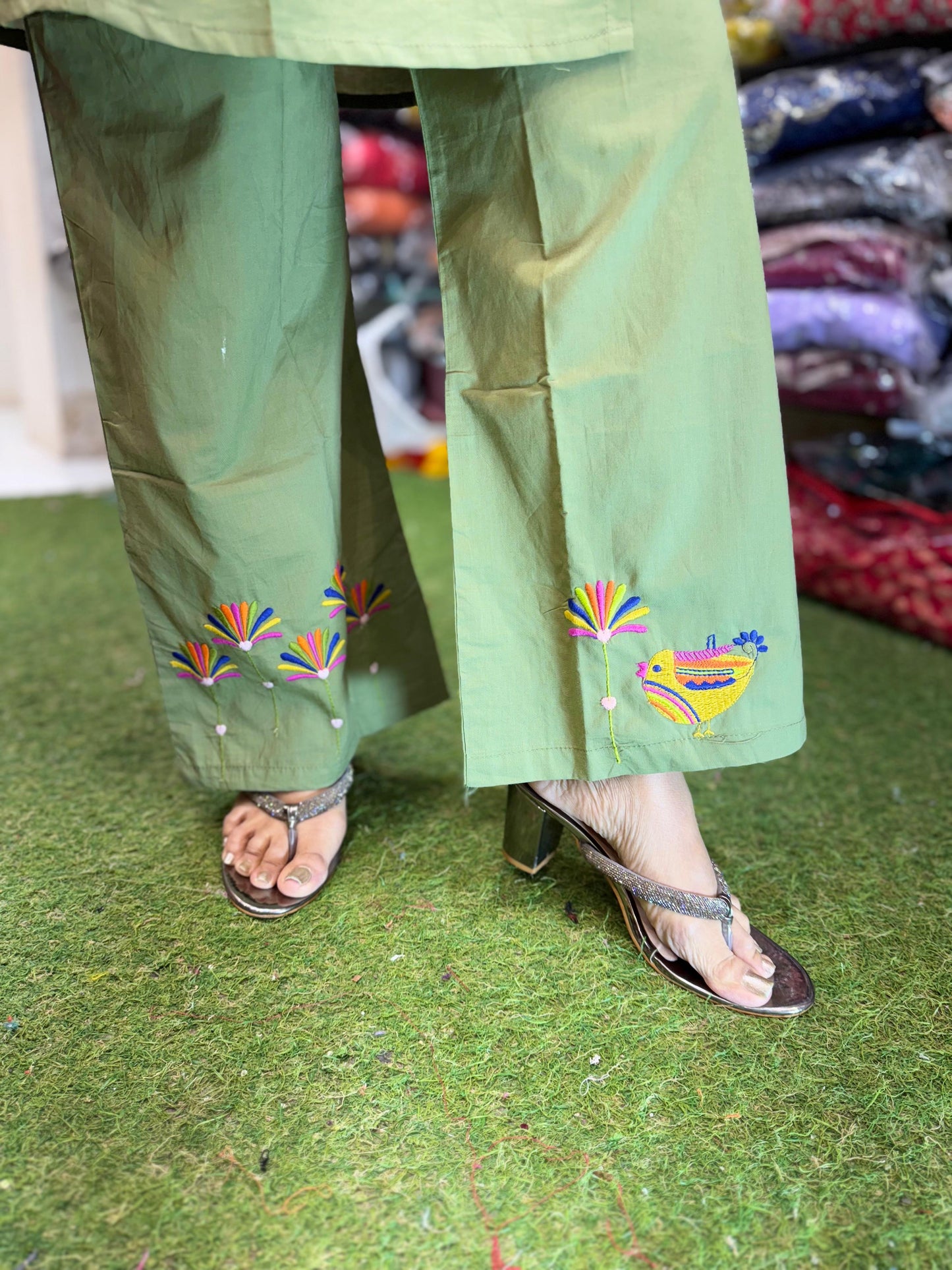 Pure Sluv Cotton Thread Work Figure Print 2pc Cordset Light Mahendi Green Color