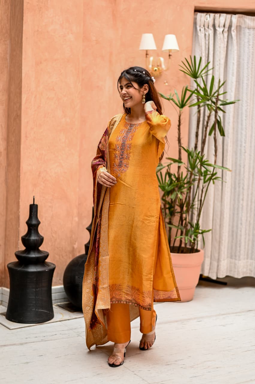 Simmer Tissue 3pc Suit