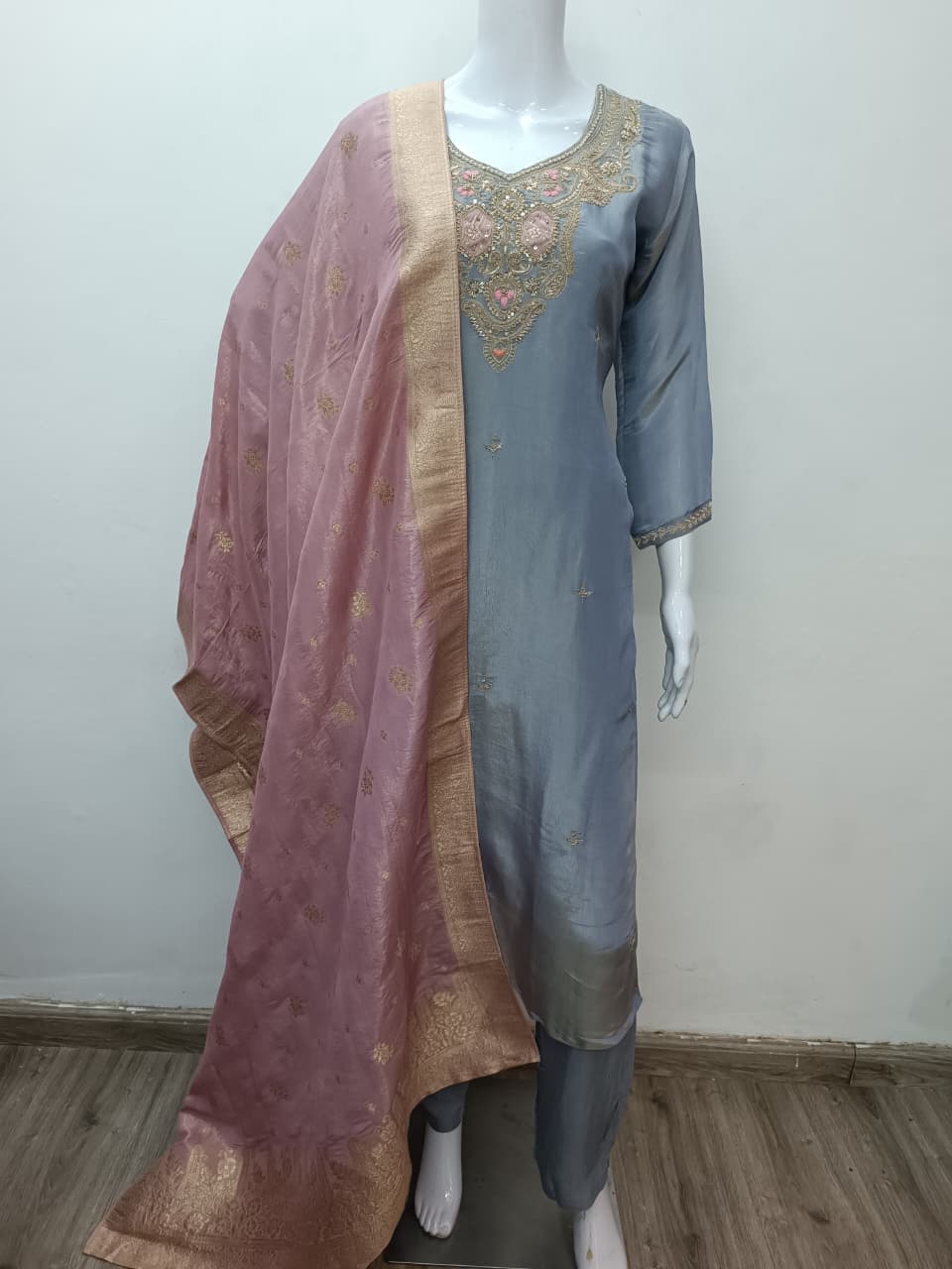 Simmer Tissue 3pc Suit