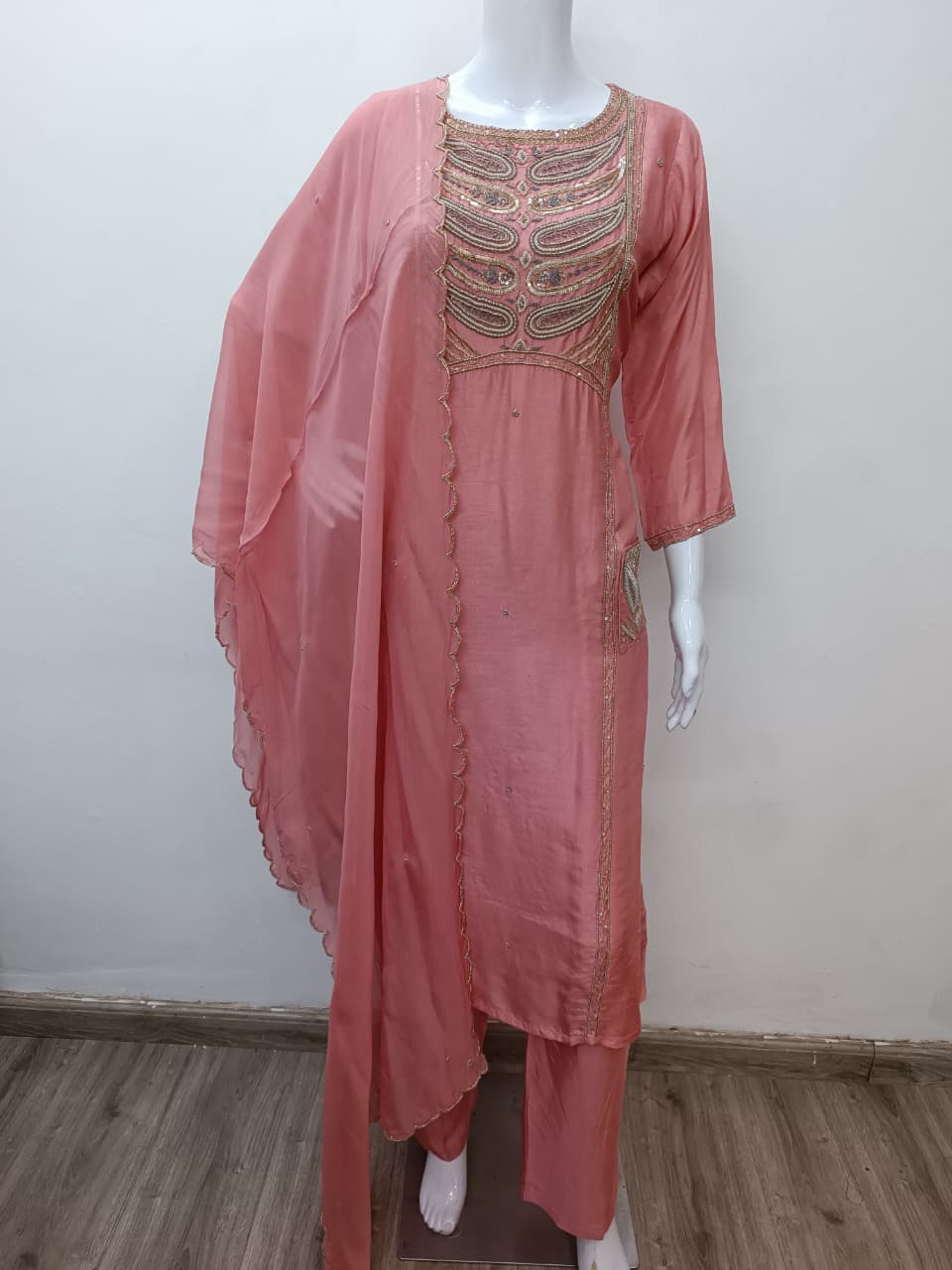 Dola Silk Pink 3pc Suit