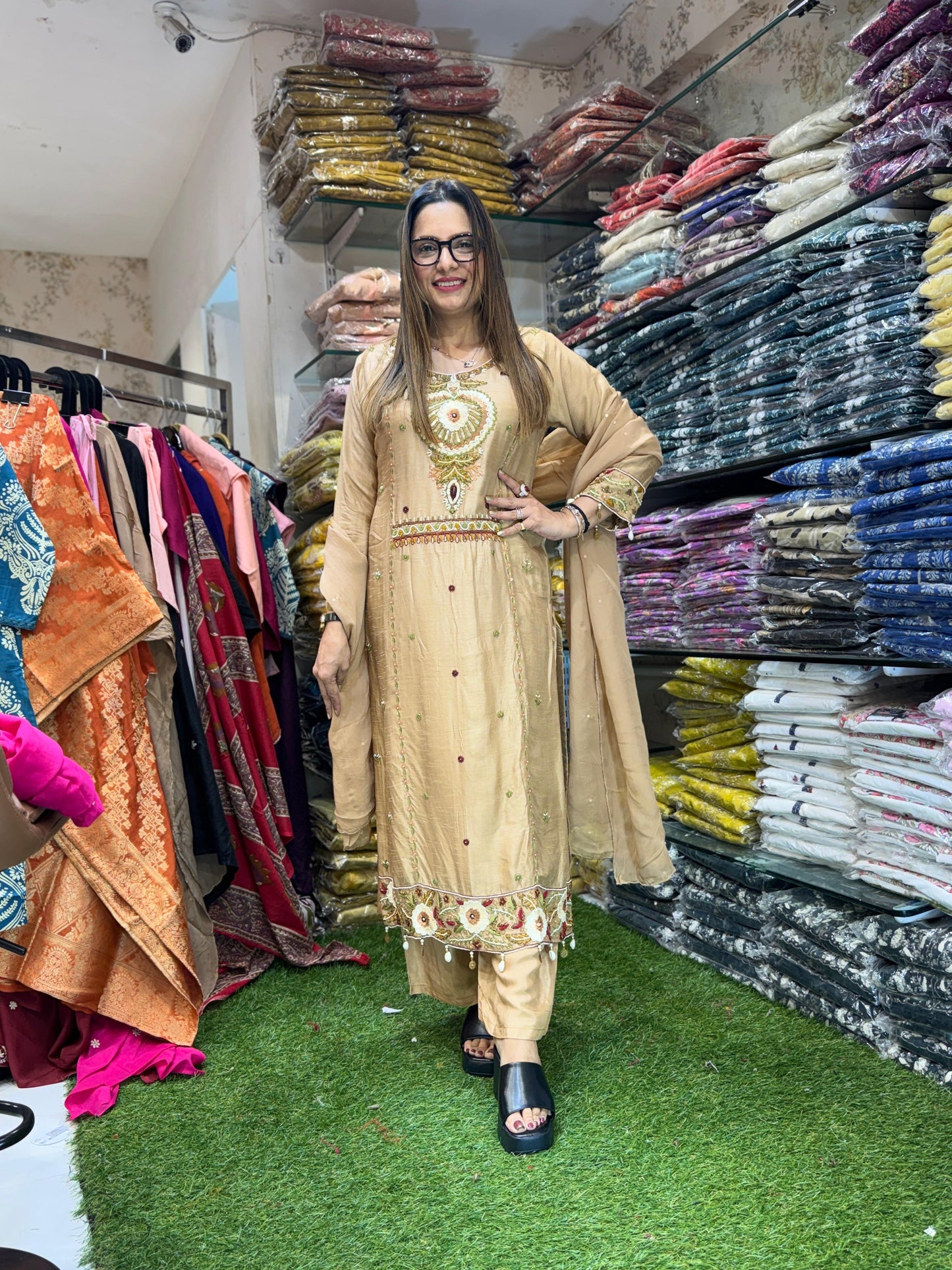 Dola Silk Beige 3pc Set