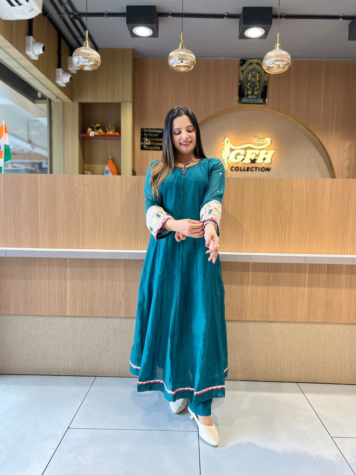 Pure Banaras Mull Chanderi Rama Green 3pc Set