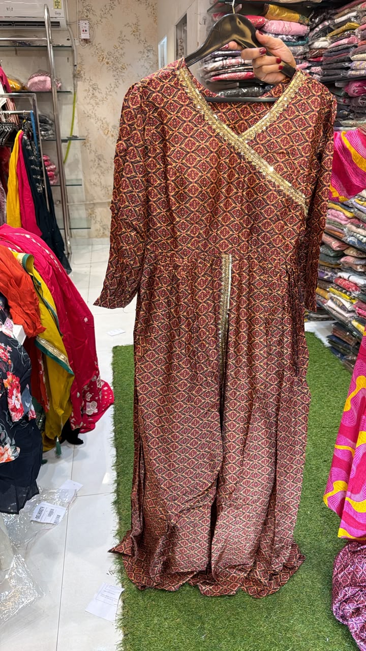 dola silk gown