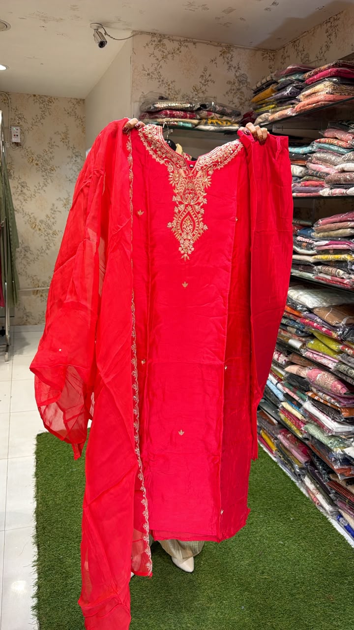 Dola Silk