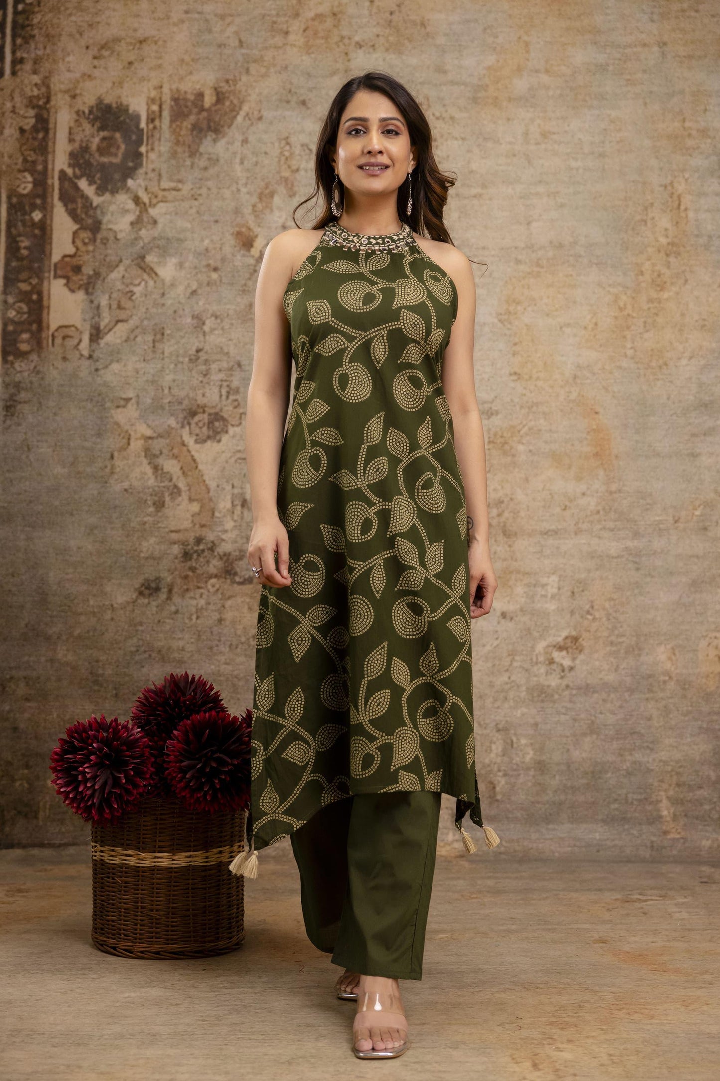 Cotton Bandhej HalterNeck Coordset-Green color