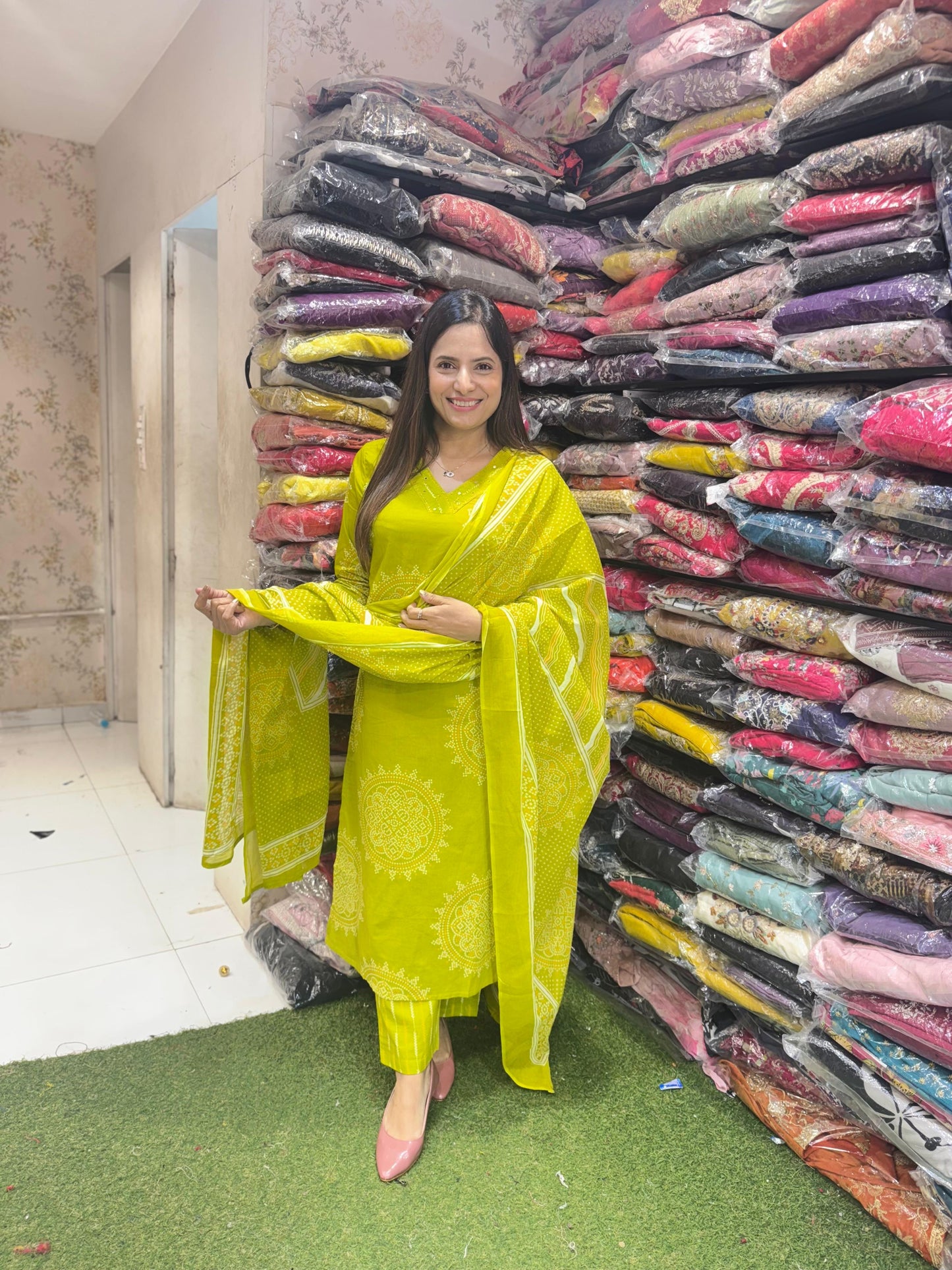 Pure Linen Cotton Bandhej Print 3pc Set Green Color