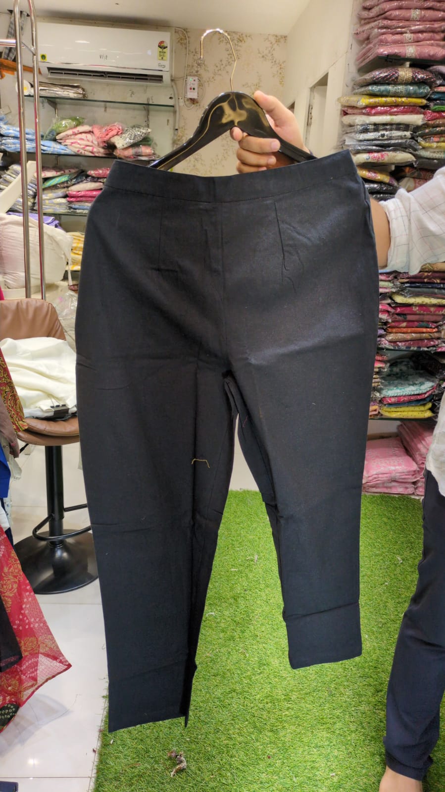 Pure Cotton Black Bottom