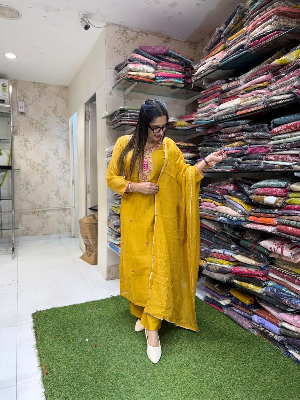 Pure Banaras Mull Chanderi Yellow 3pc Set