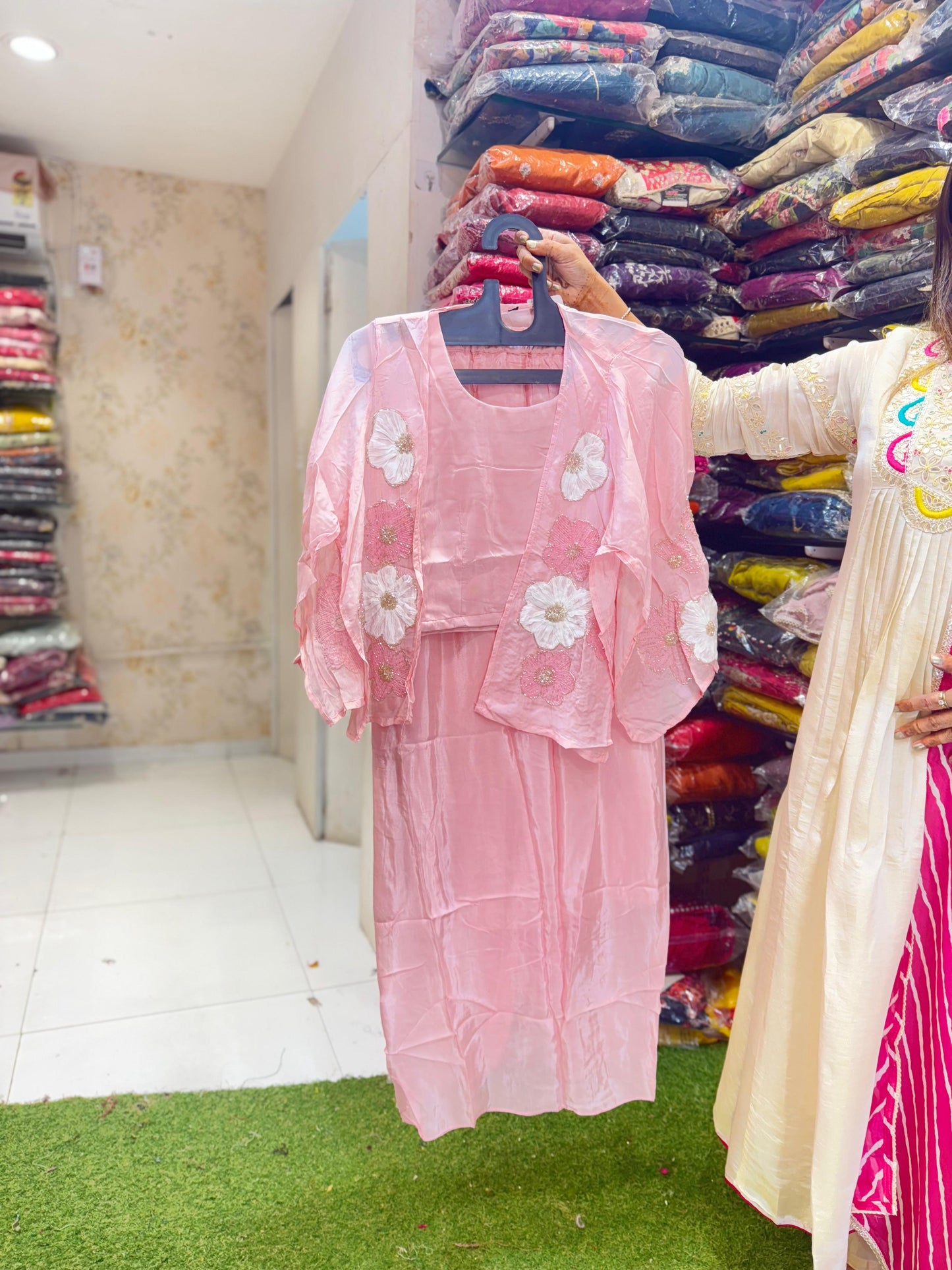 Pure Natural Crep Cutdana Handwork Party Wear 3pc Set Baby Pink Color