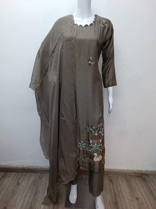 Dola Silk Gray 3pc Suit