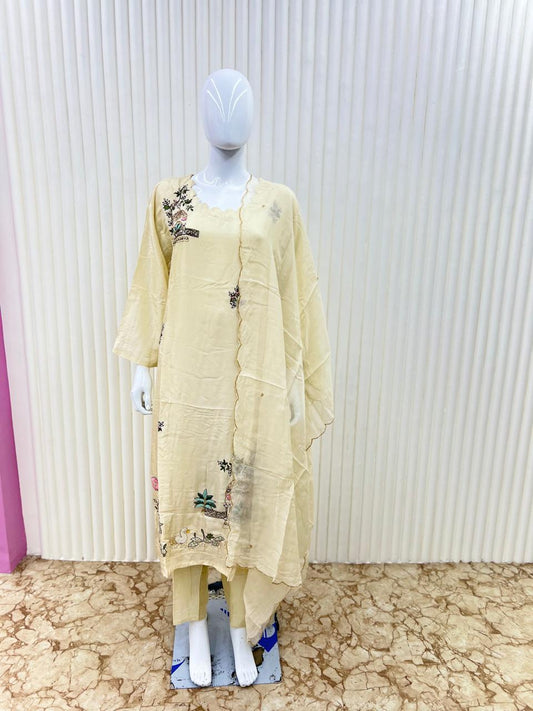 Dola Silk Ivory 3pc Suit
