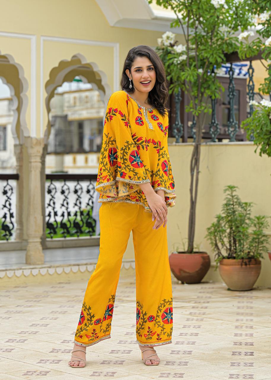 Crep Yellow 2pc Set
