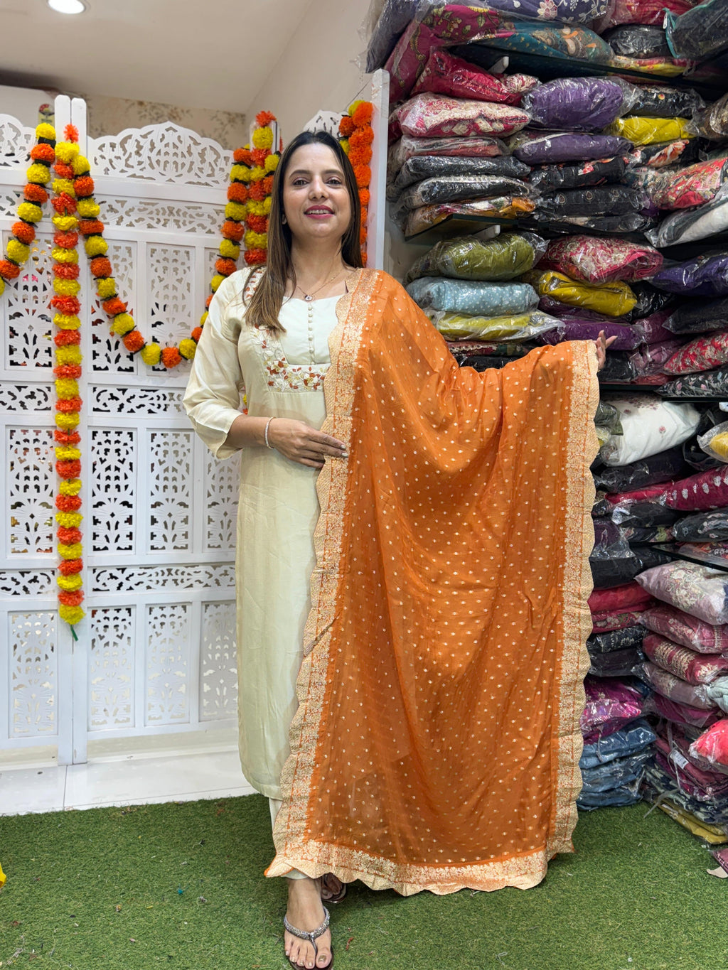 Pure Russian Dola Off White 3pc Set