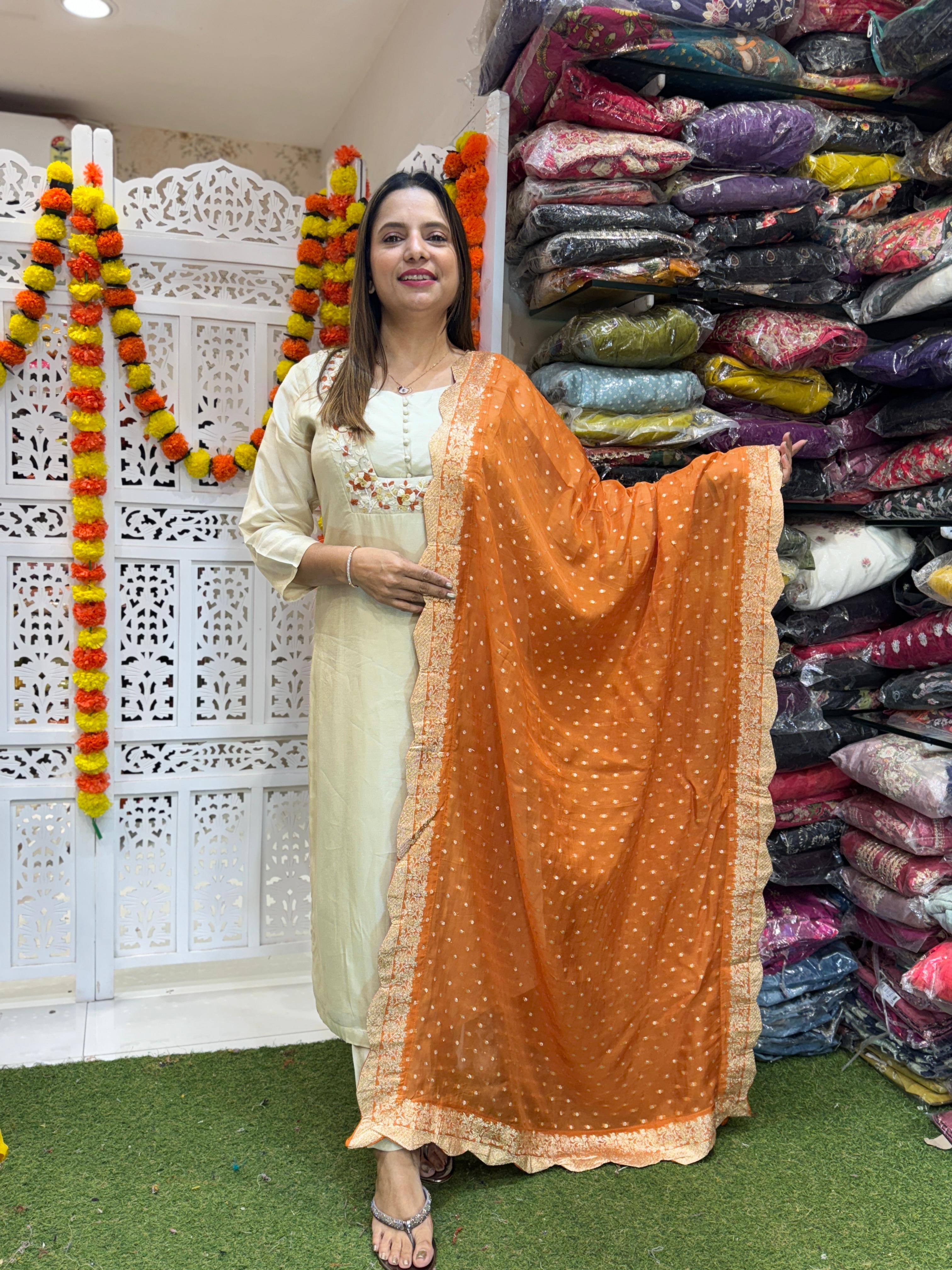Pure Russian Dola Off White 3pc Set