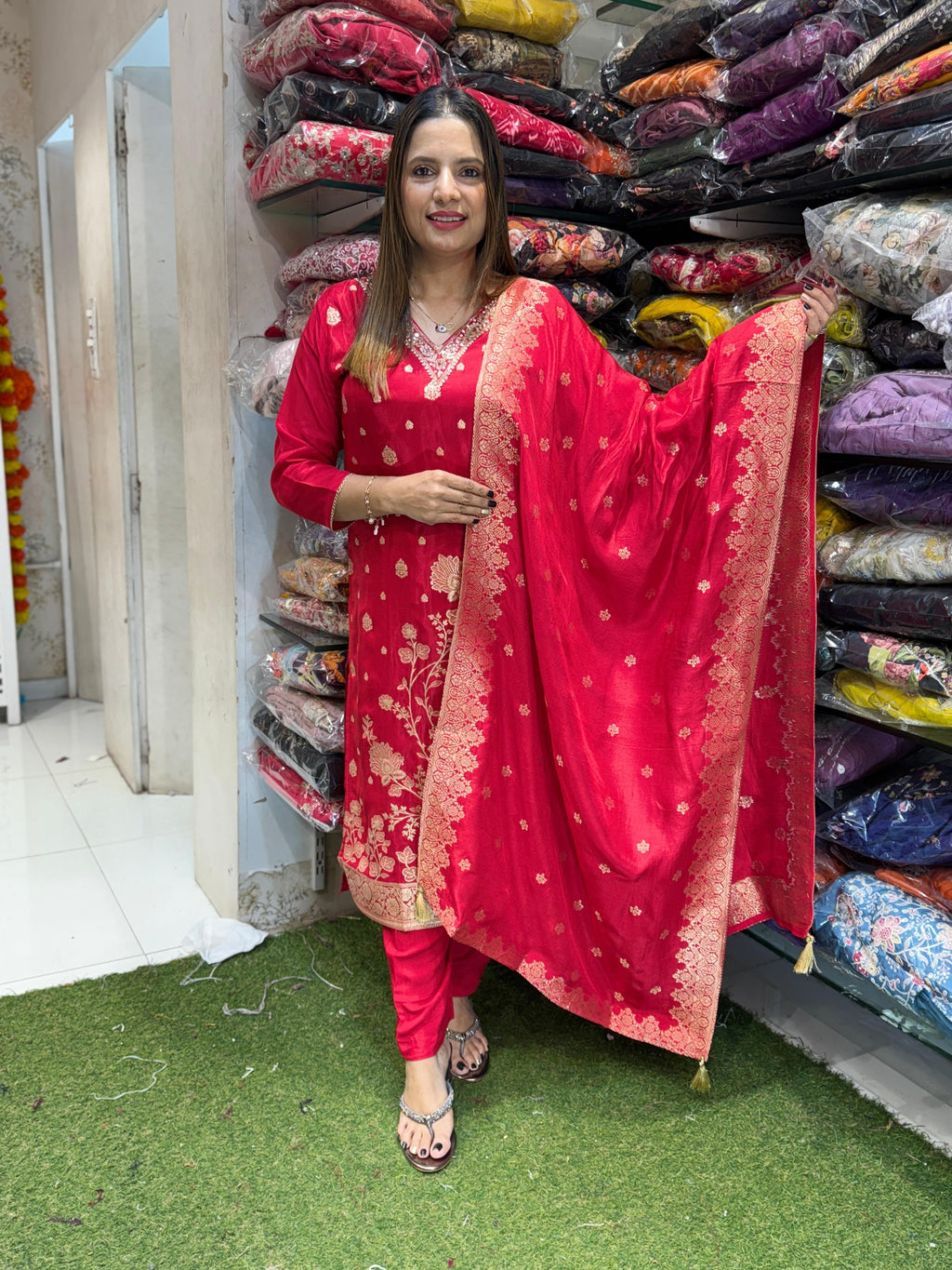 HO Silk Red 3pc Set