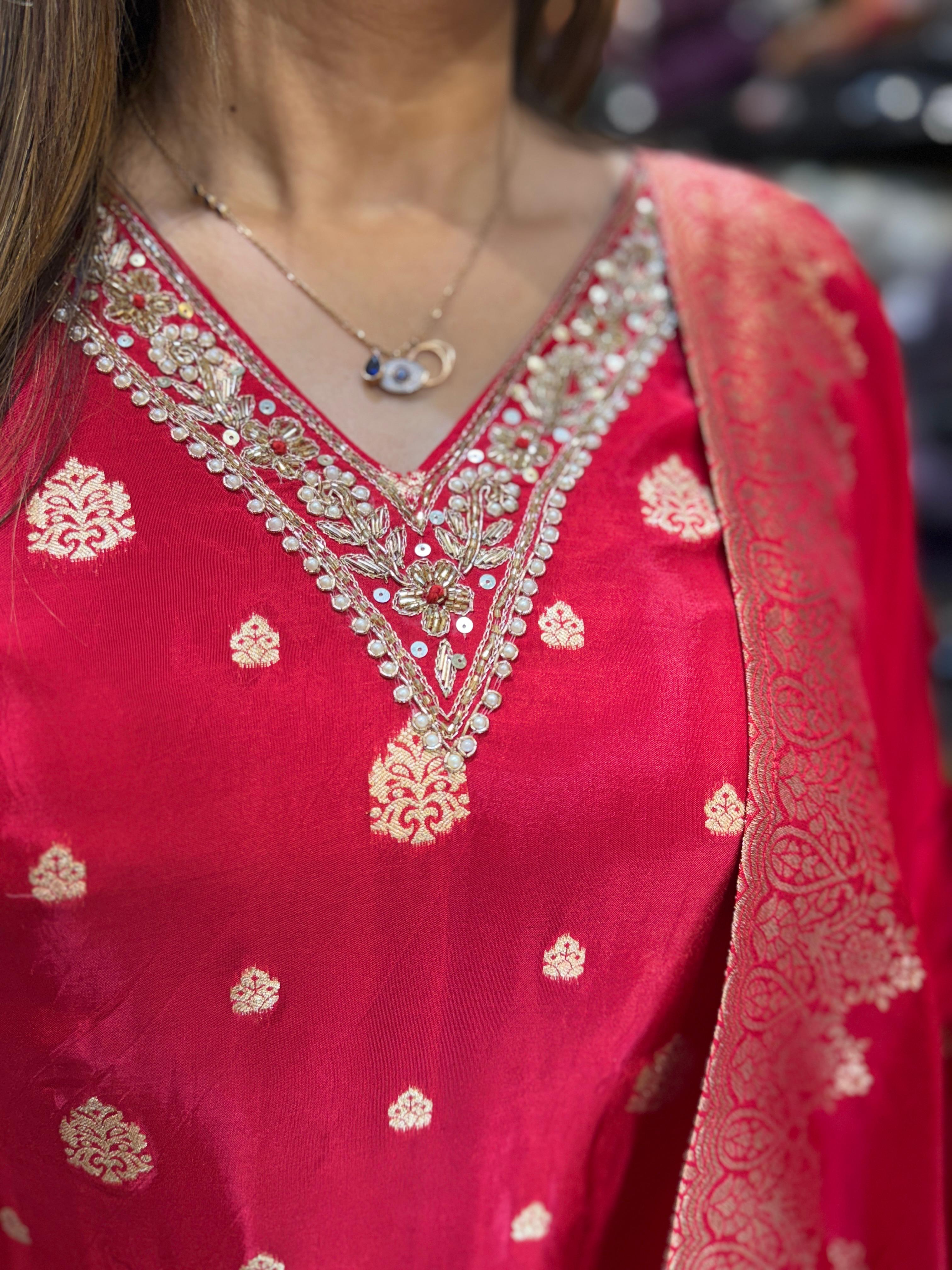 HO Silk Red 3pc Set