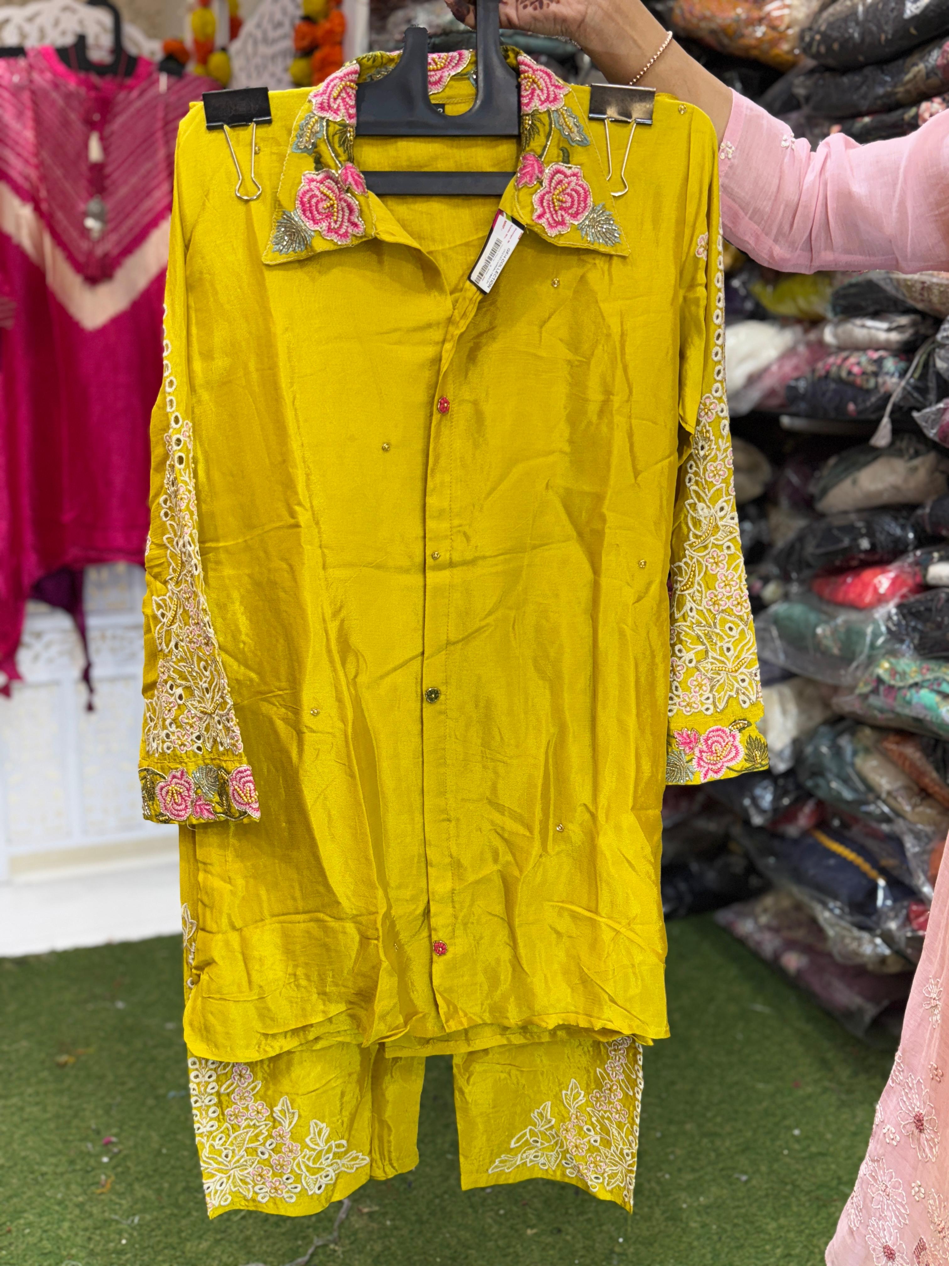 Chinon Yellow 2pc Set