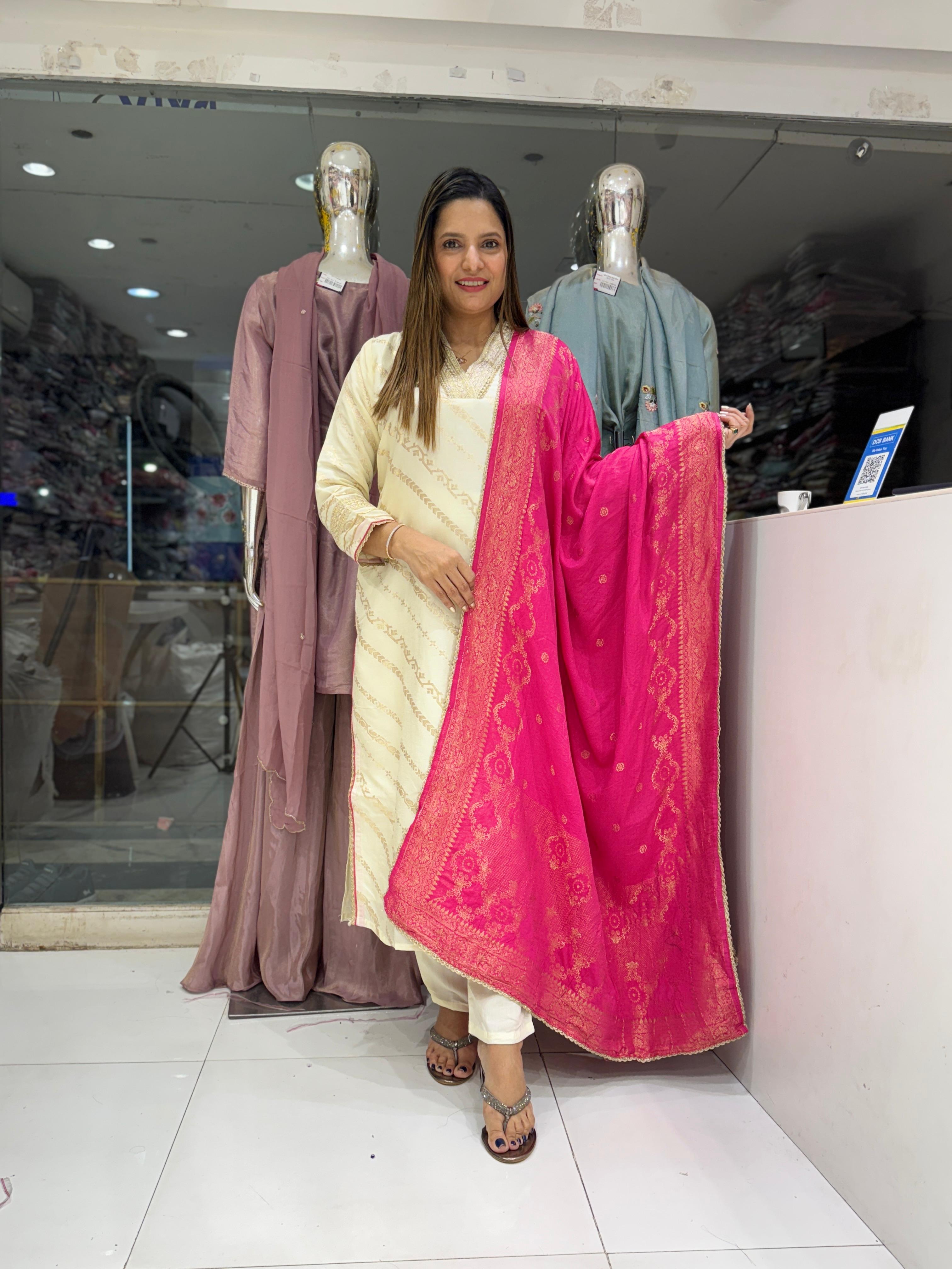 Russian Tissue Off White 3pc Set