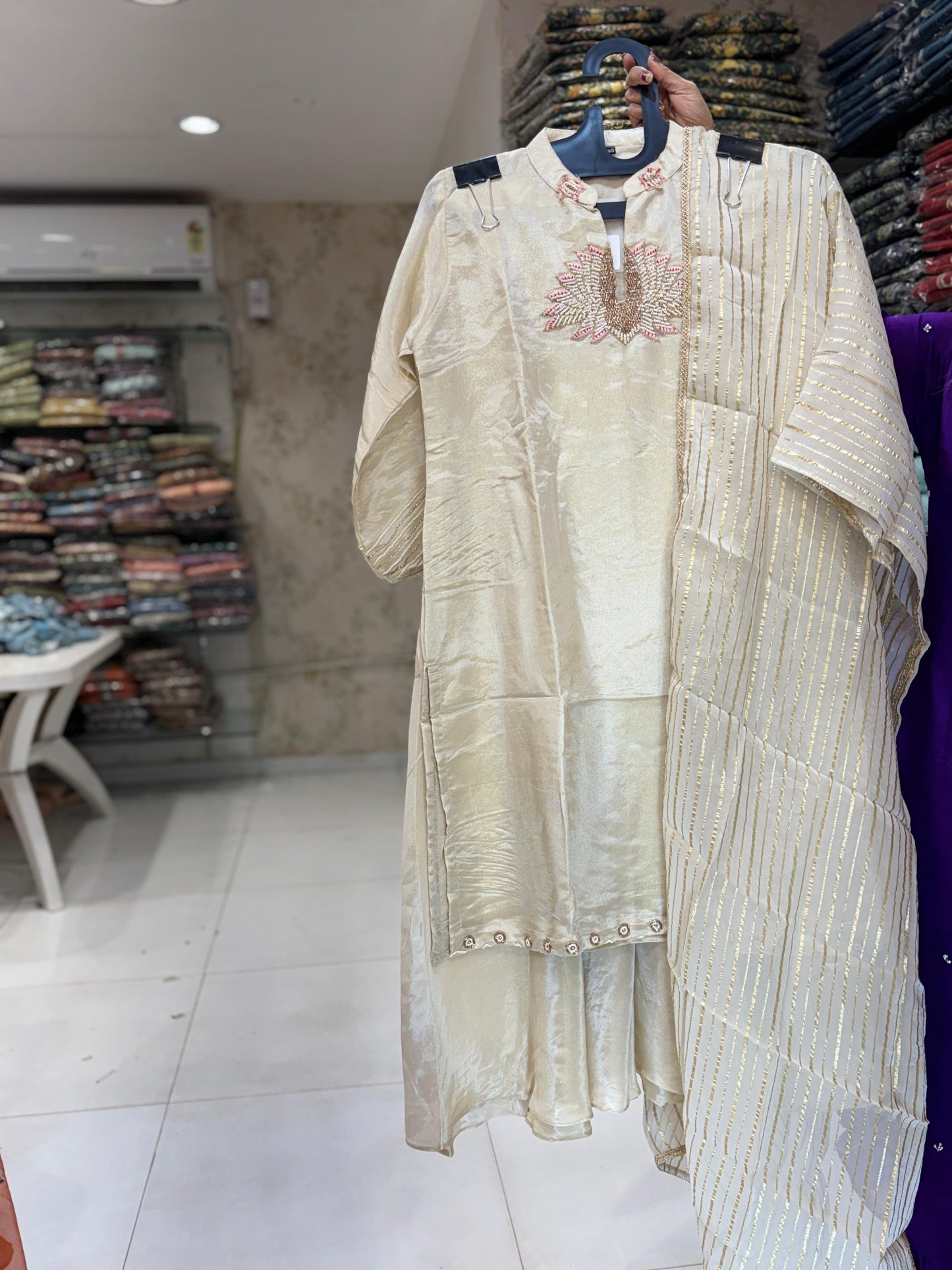 Simmer Tissue Ivory 3pc Set