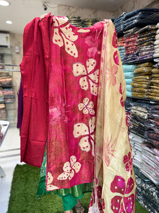 Gucci Silk Red 3pc Set