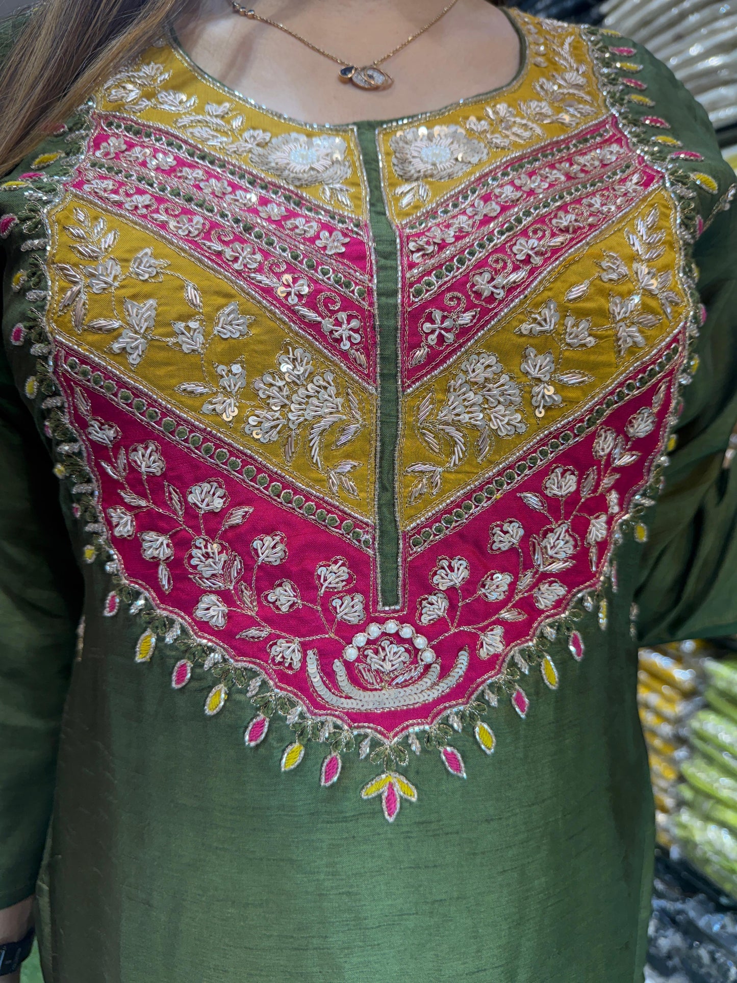 Dola Silk Green 3pc Set