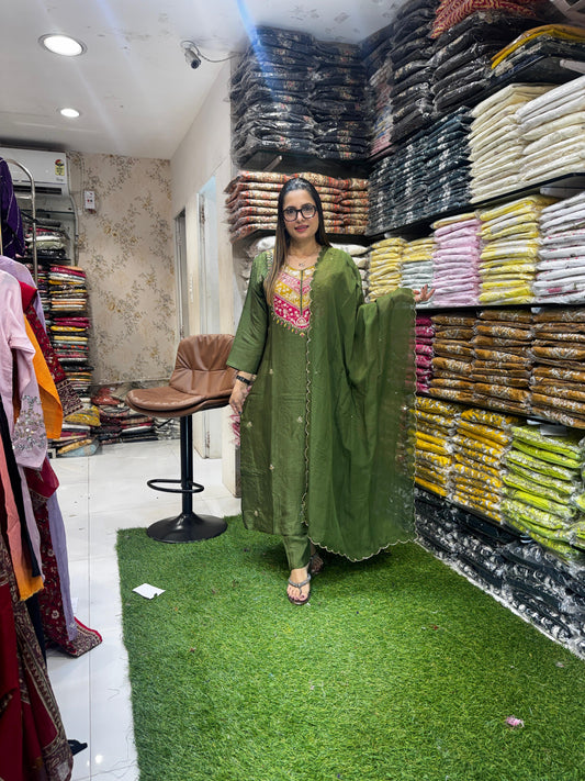 Dola Silk Green 3pc Set