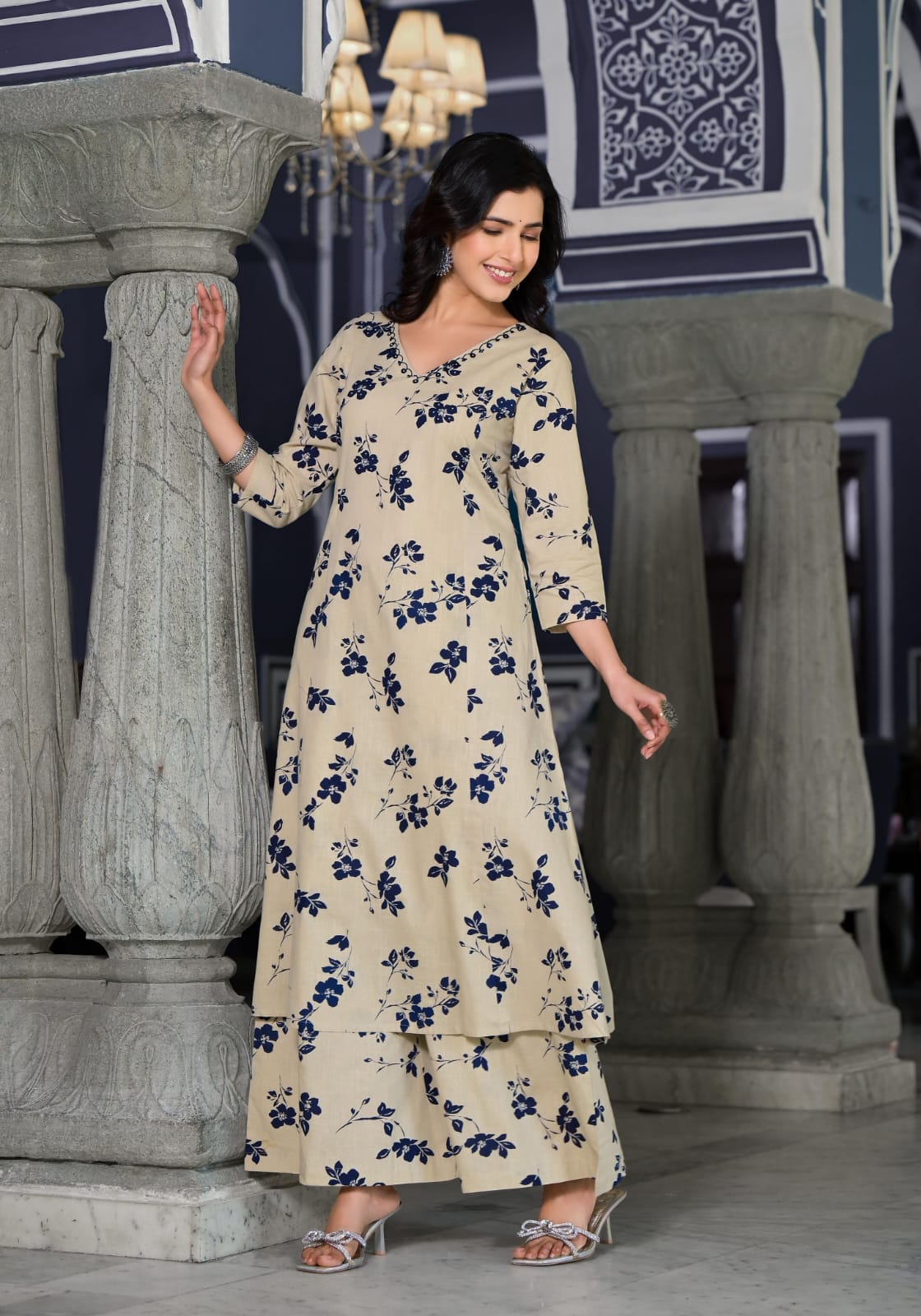 Jaipuri Cotton Off White And Blue 2pc Set