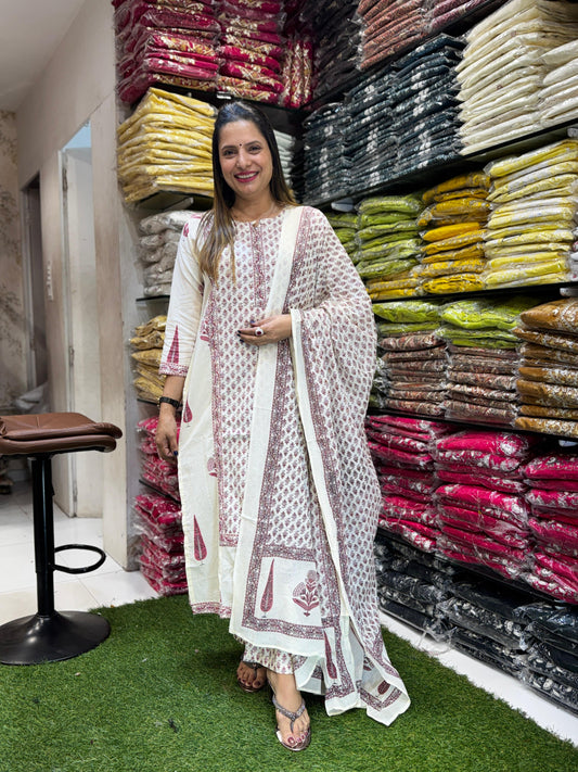 Cotton Off White & ONION PINK 3pc Set