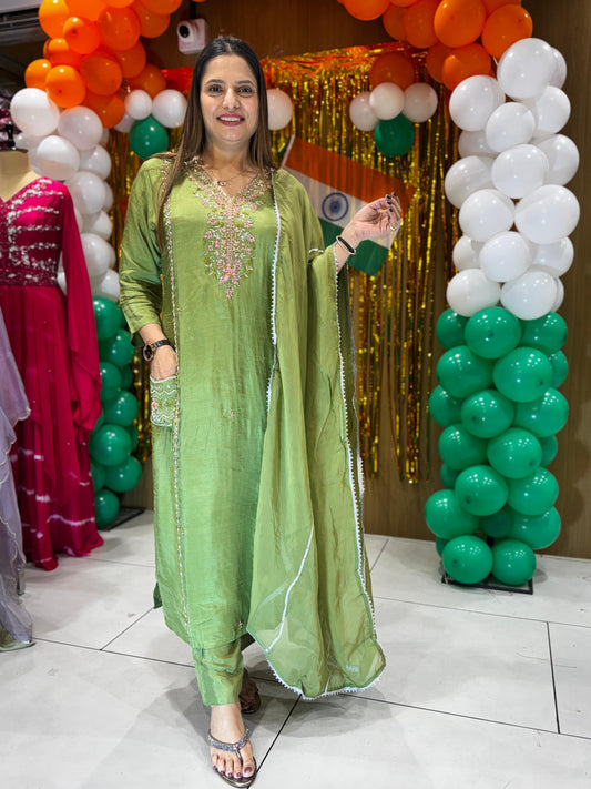 Dola Silk Mahendi Green 3pc Set