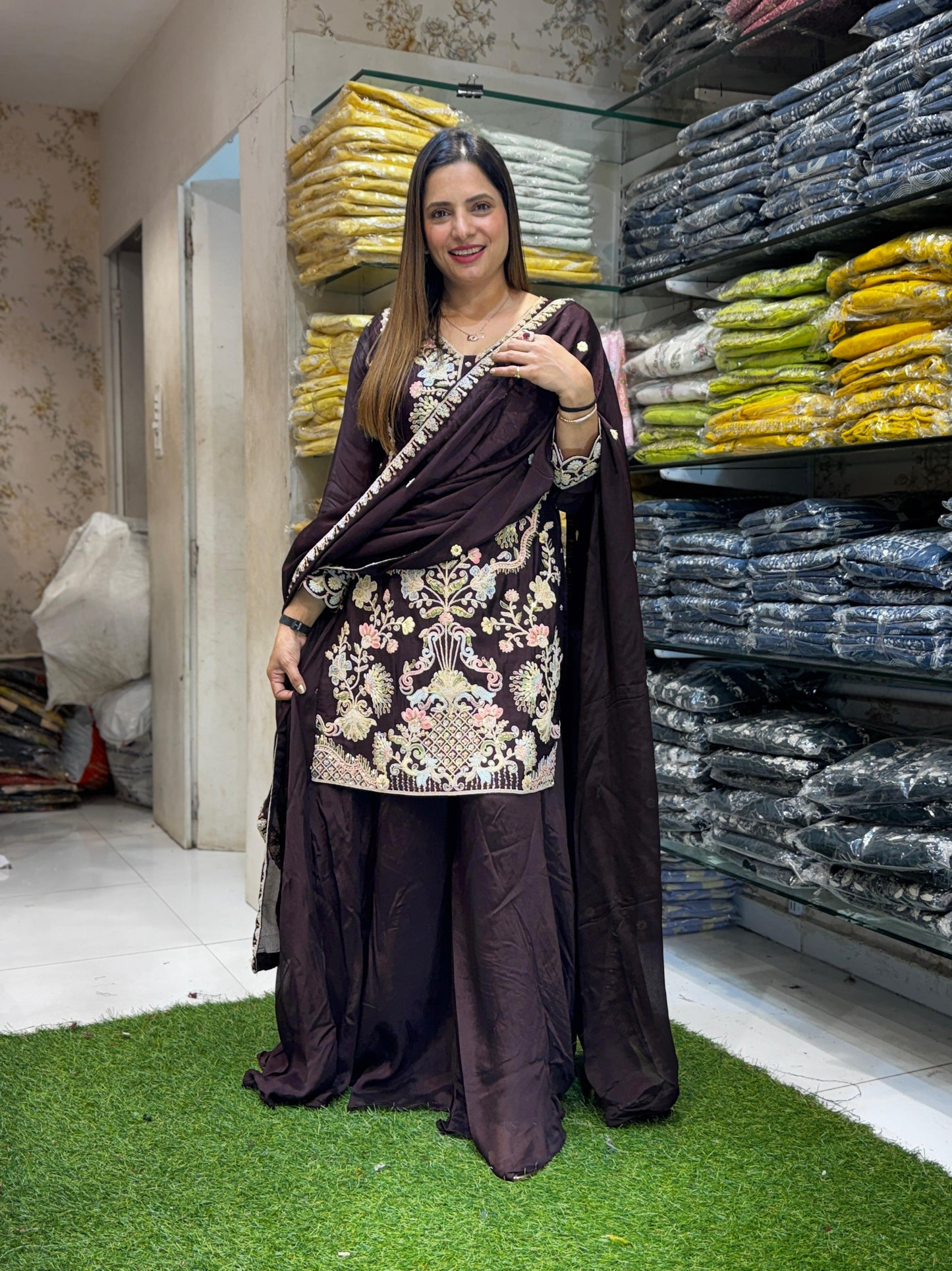 Chinon Dark Brown 3pc Set