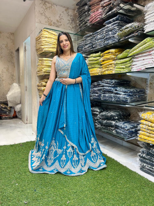 Chinon Firozi Lahenga