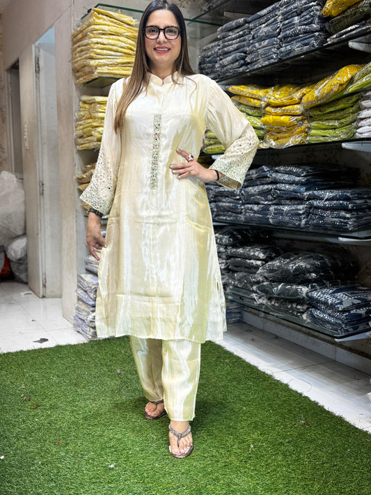 Simmer Tissue Ivory 2pc Set