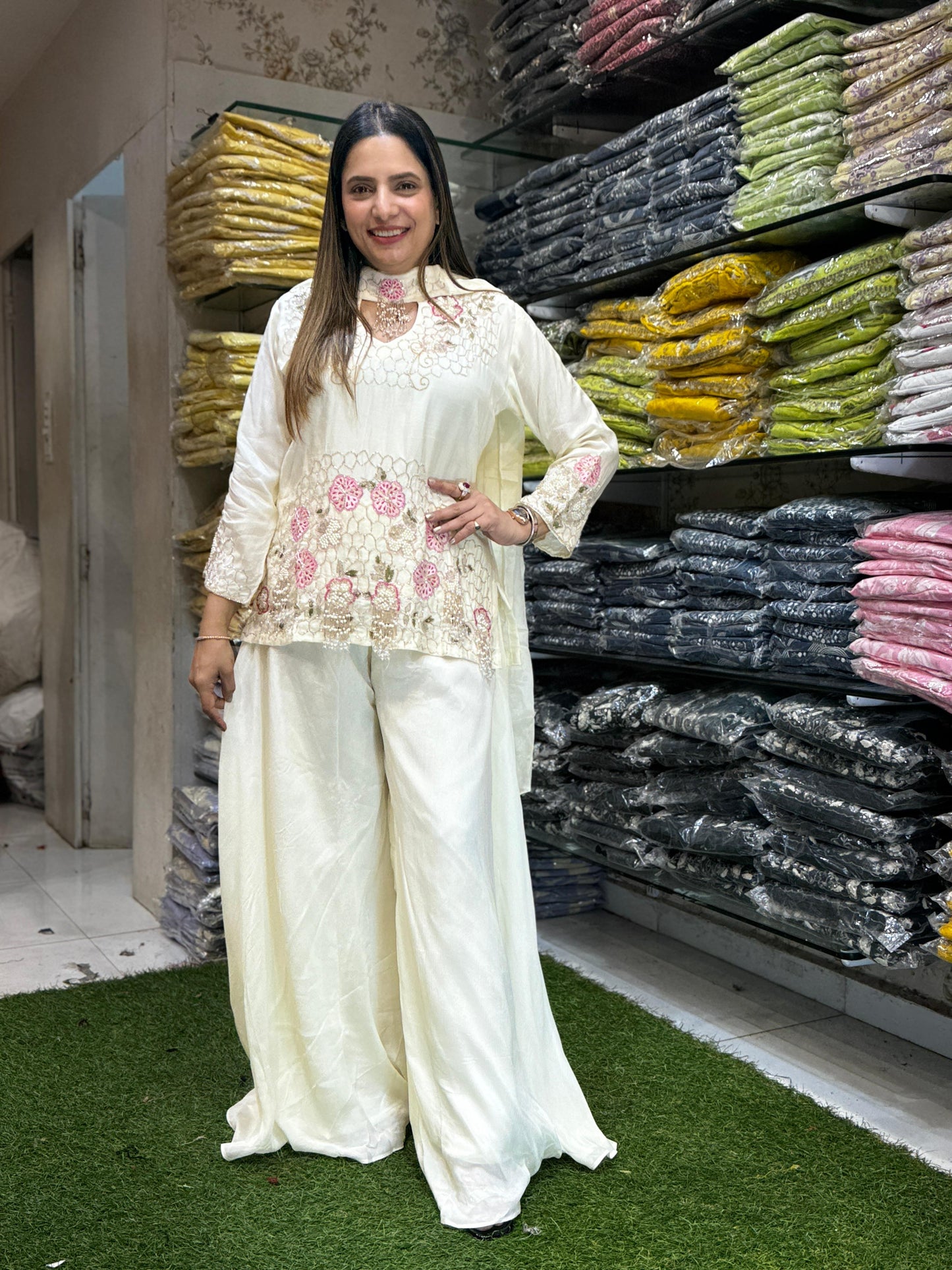 Dola Silk Off White 3pc Set