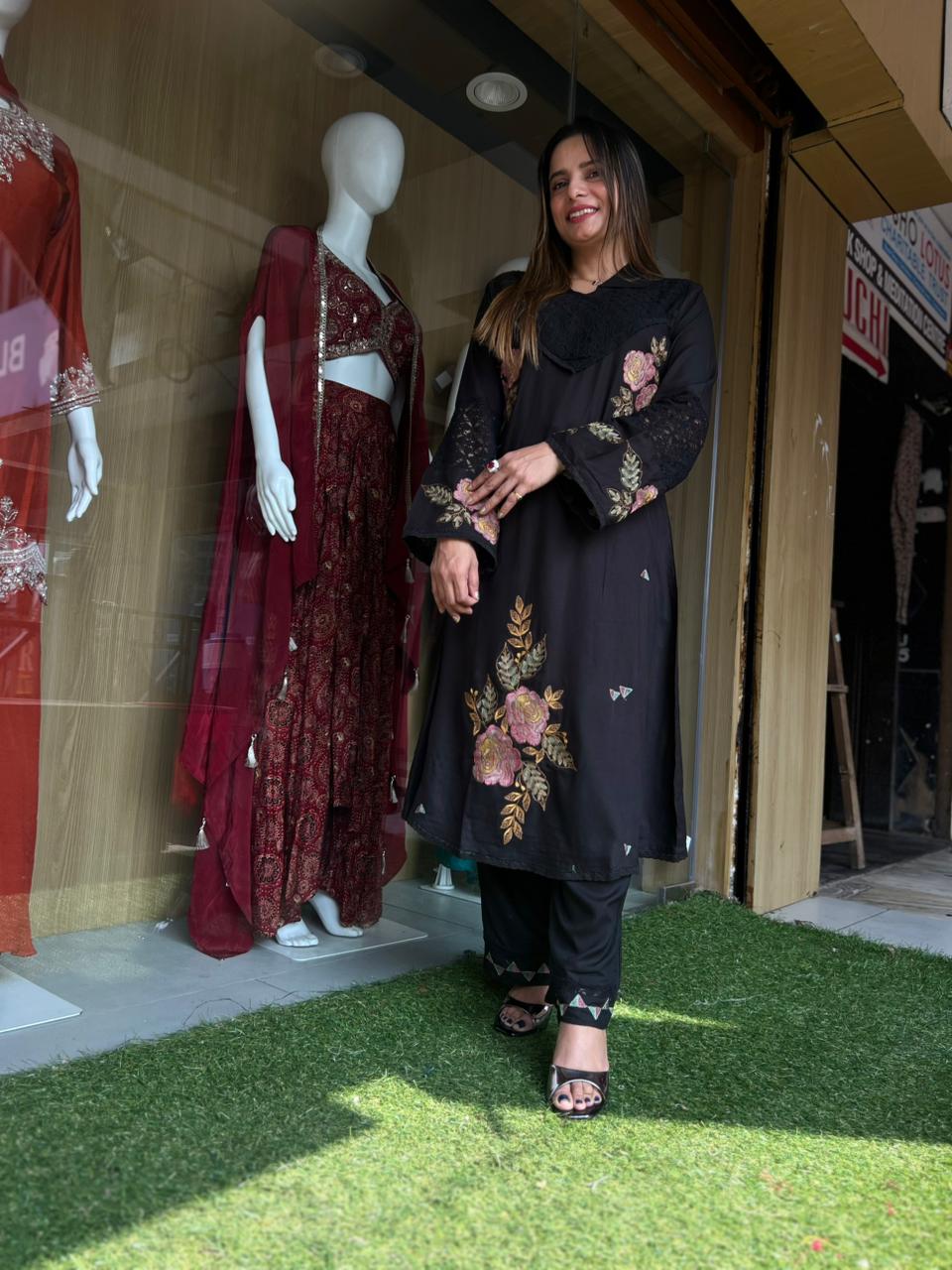 German Rayon Black 2pc Set