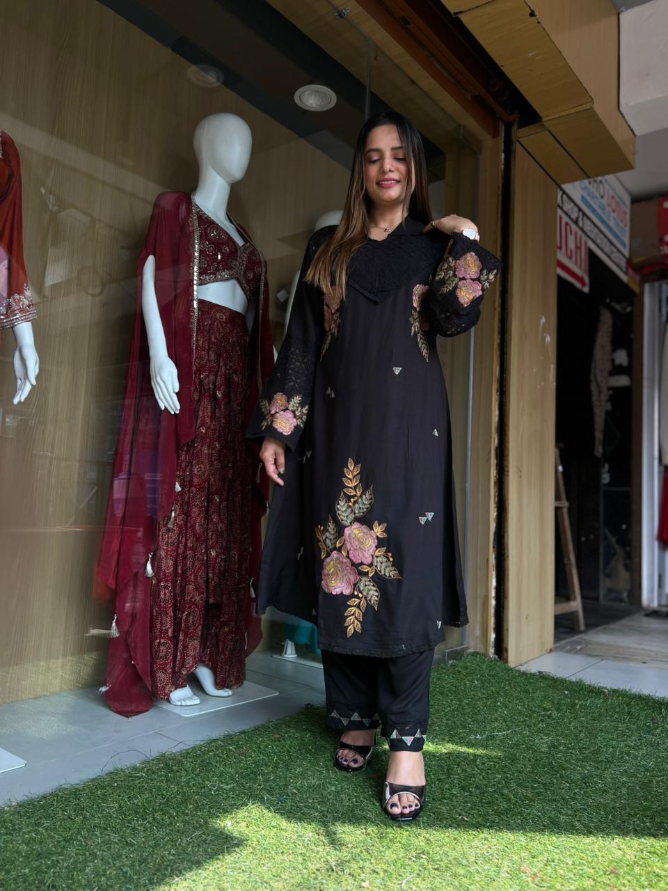 German Rayon Black 2pc Set