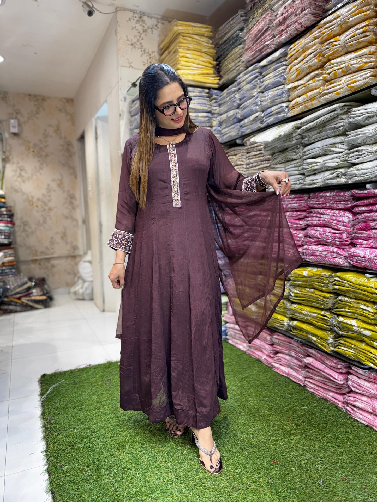 Chinon Brown 3pc Set