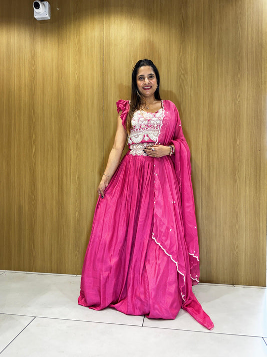 Pure Dola Chinon Pink Raffle Style