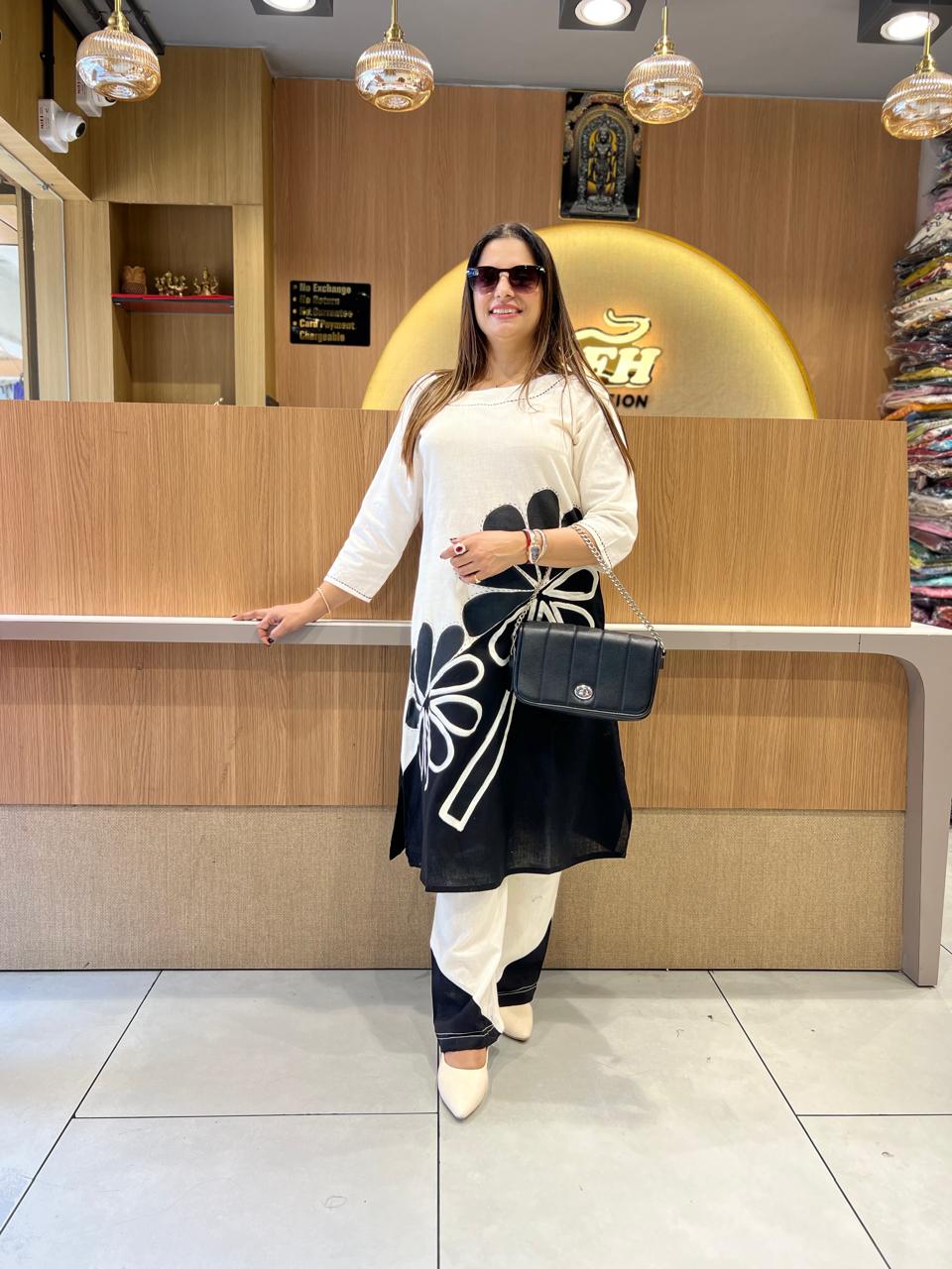 Pure Flex Cotton Off White And Black 2pc Set