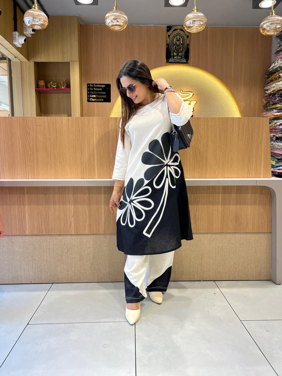 Pure Flex Cotton Off White And Black 2pc Set