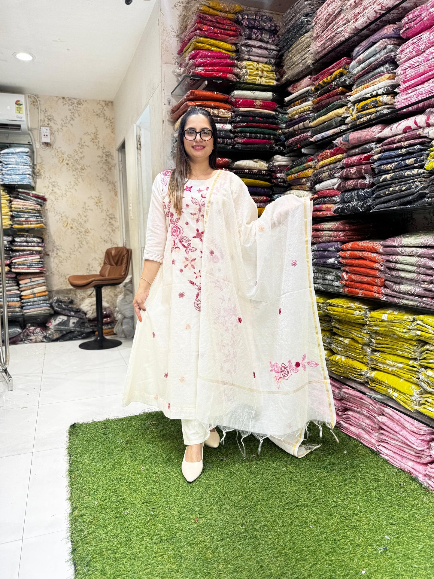 Pure Banaras Mull Chanderi Off White 3pc Set